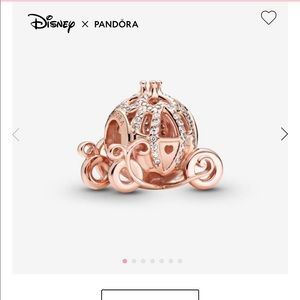 Cinderella Sparkling Carriage Charm